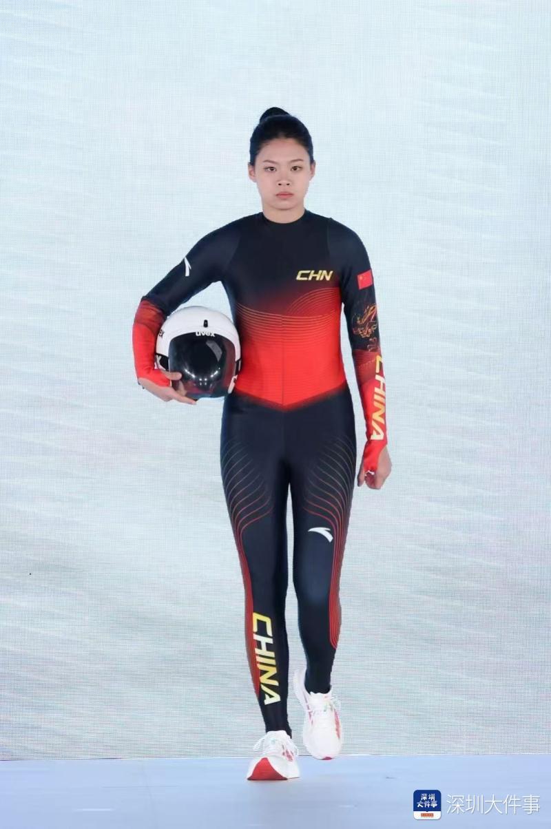 bob半岛体育app下载-广东首位！14岁深圳女孩跨项仅9个月，拿下全国雪橇冠军